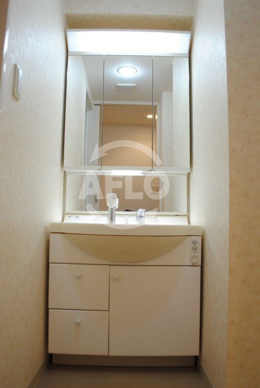 KAISEI本町の洗面所|KAISEI本町　洗面所