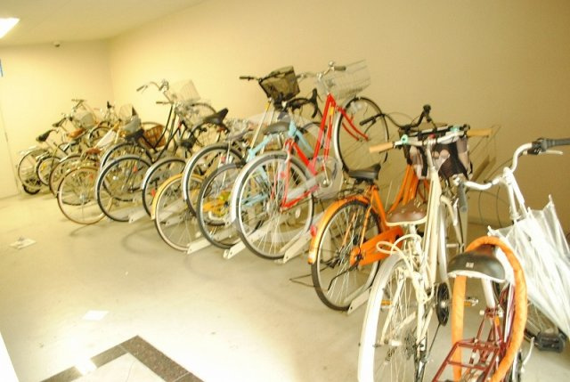 KAISEI本町のその他共用部分|KAISEI本町　駐輪場