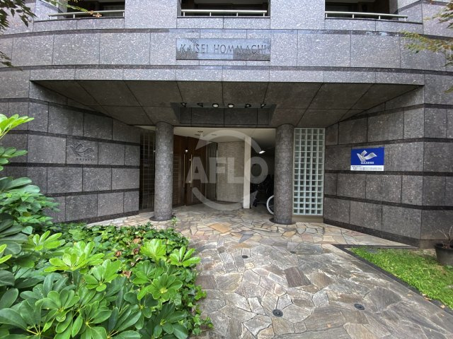 KAISEI本町のエントランス|KAISEI本町　エントランス