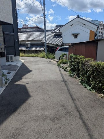 【前面道路含む現地写真】の画像