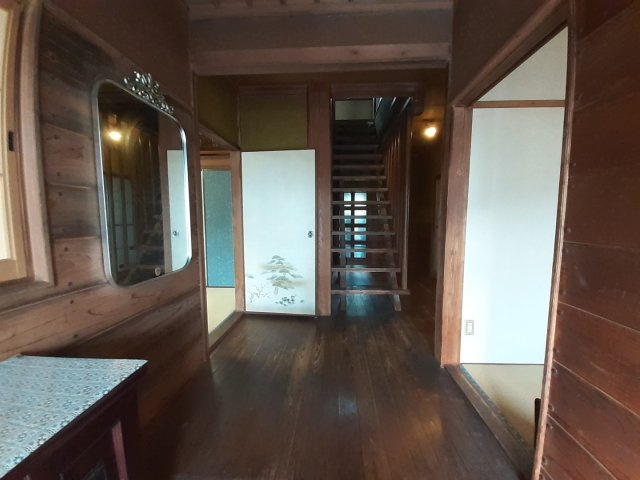 宇土市城之浦町の中古一戸建の玄関