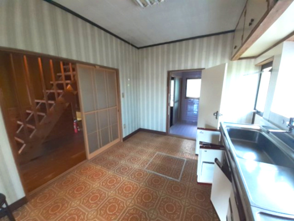宇土市城之浦町の中古一戸建のキッチン