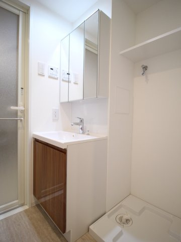 GranDuo世田谷16の洗面所