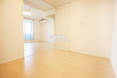 【寝室】 | ラ・ルミエール | 明るく開放感のある居室で、自分だけのくつろぎ空間を。