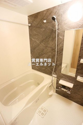 【浴室】 | ラ・ルミエール | 1日の疲れをしっかりリフレッシュ♪