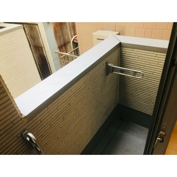 エルピーダ　名古屋市賃貸　仲介手数料無料のバルコニー