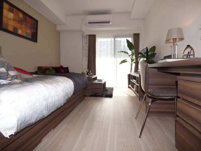 パークアクシス本町　家具類付の居間・リビング|参考写真