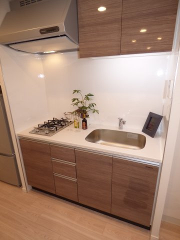 パークアクシス本町　家具類付のキッチン|参考写真