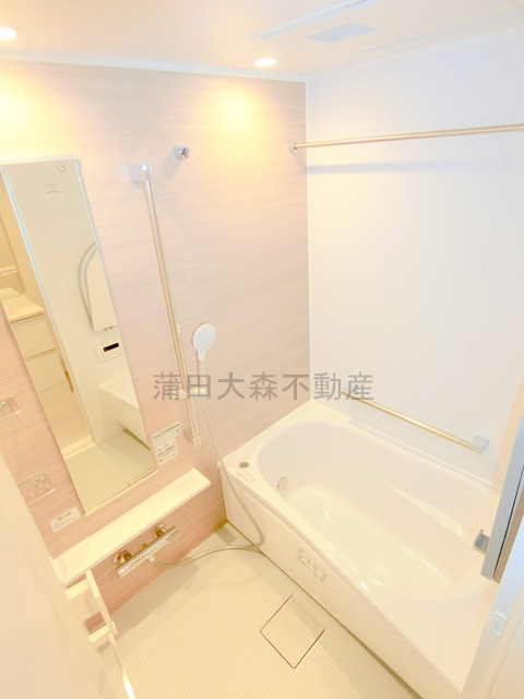 ミリアレジデンス西蒲田の浴室|追焚と浴室乾燥機付きのバスルーム　お風呂　