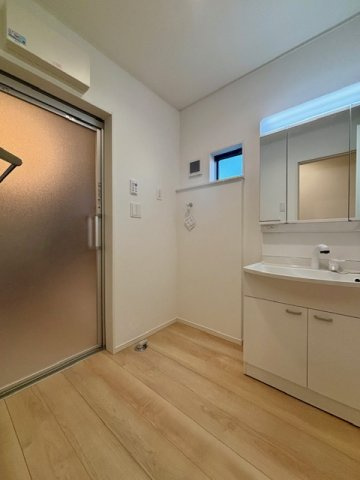 柳川市筑紫町　第3-2の洗面所