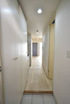 【玄関】 | シャインコート岡南町