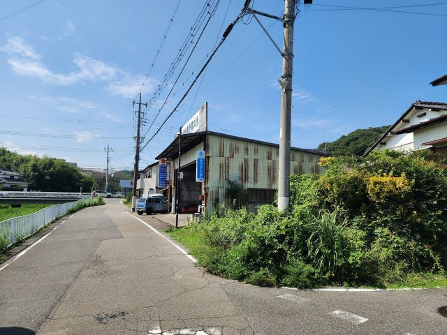高崎市寺尾町売土地の前面道路含む現地写真