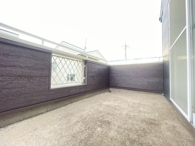 茂原市中古物件のバルコニー