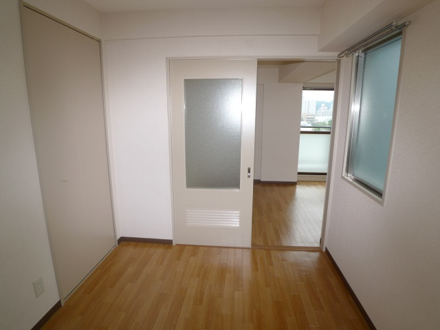 レジデンス東雲の居間・リビング