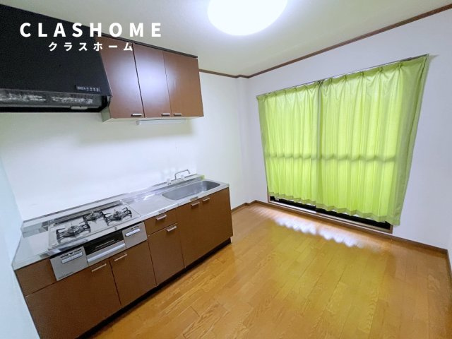 シャリテ　　刈谷市近郊の賃貸はクラスホーム刈谷店の居間・リビング