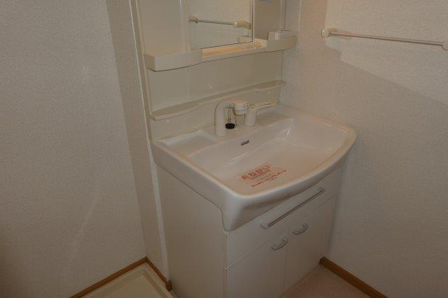 ラッフィナートカーサＳ．Ｋの独立洗面台|シャンプードレッサー