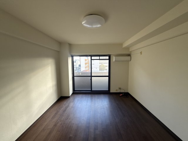 アークＹＳの居間・リビング