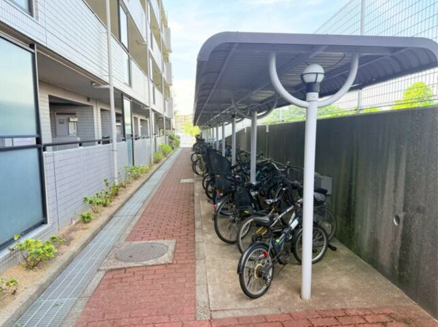 イトーピア小金公園の駐輪場