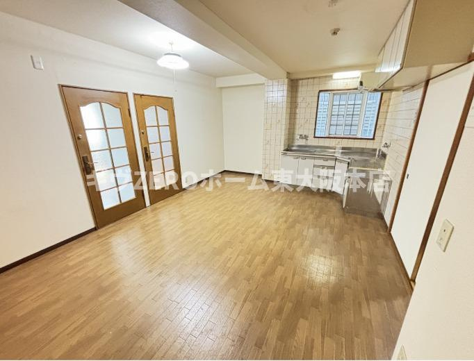 メゾンシャンスの居間・リビング