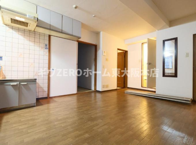 メゾンシャンスの居間・リビング