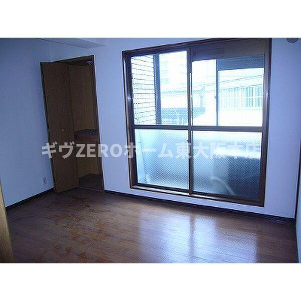 メゾンシャンスの居間・リビング