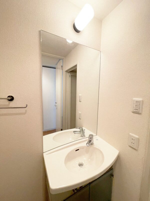 【独立洗面台】 | シャインコート岡南町