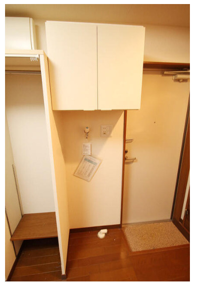 アーバンプレイス方南町駅前の玄関|シンプルで使いやすい玄関です