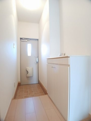 パーク　ビサイド中岡の玄関