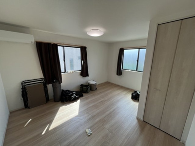 【洋室】 | 安養寺町　中古戸建て