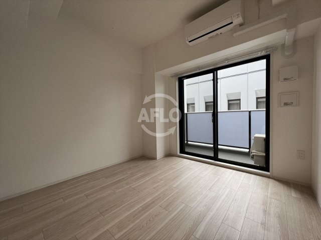 ファーストフィオーレ京橋ブレイニーの居間・リビング|ファーストフィオーレ京橋ブレイニー　洋室