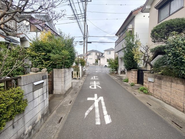 【前面道路含む現地写真】の画像