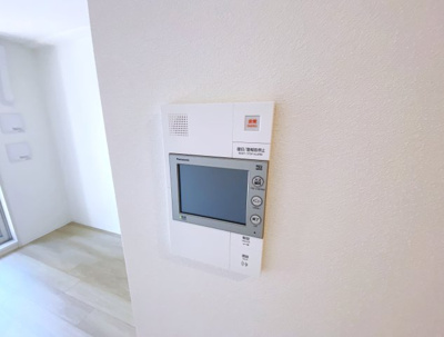 【セキュリティ】 | エスリード ザ・イーストレジデンス大阪城 | モニター付きインターホンです