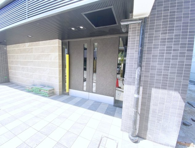【エントランス】 | エスリード ザ・イーストレジデンス大阪城 | 清潔なエントランスです