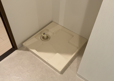 【ランドリースペース】 | ル・アール高尾エグザフォート | ランドリースペースも気になります。洗濯機置場があり「洗う、干す、取り込む、アイロンがけ、たたむ」など、洗濯に関する家事をするための空間です。広さや収納など付帯設備も含めて、詳細は現地でご確認ください。