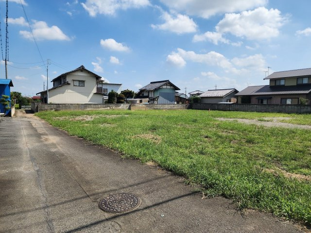 高崎市山名町売土地 3区画の前面道路含む現地写真