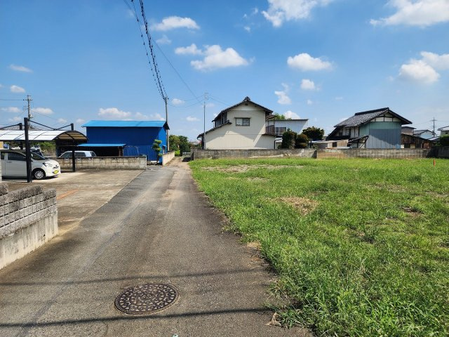 高崎市山名町売土地 3区画の前面道路含む現地写真