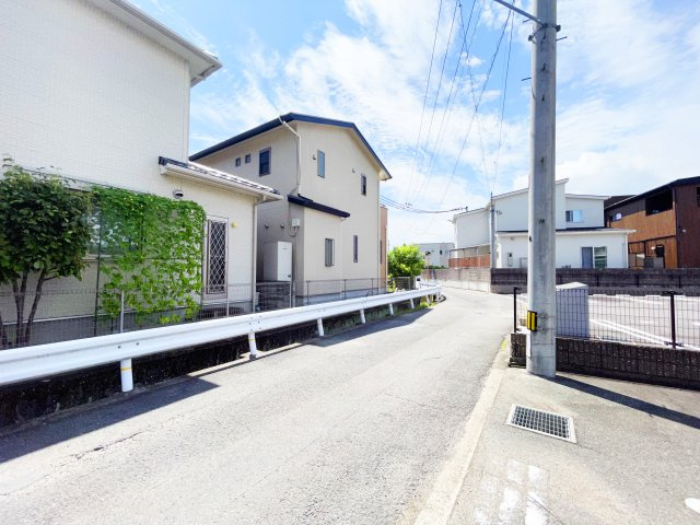 ソレイユ・ビアンの周辺