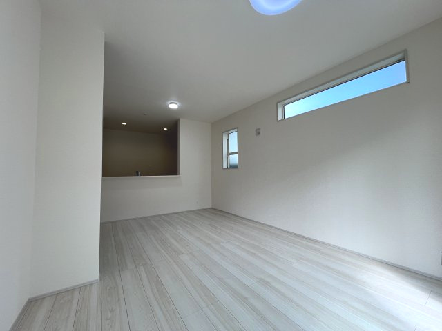 立川市上砂町3丁目　新築戸建全2棟の居間・リビング|LDK15.25帖