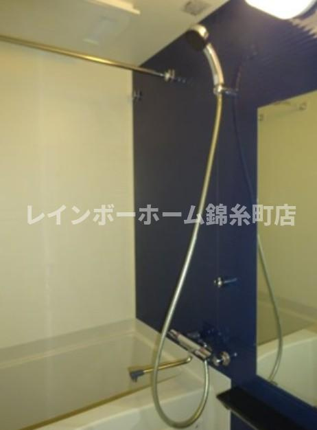 ルクシェール青砥の浴室