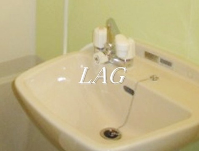 【洗面所】 | カーサ・リベルタ | 洗面台です。