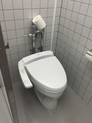 【トイレ】 |  淀川６番館