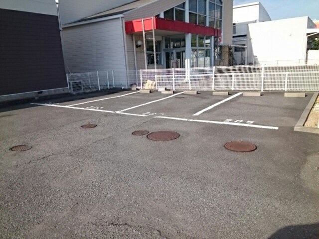 【駐車場】 | ハイツノア | 駐車場があります