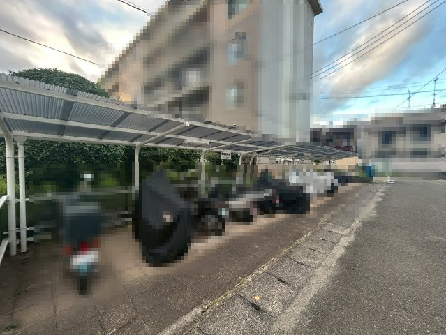 メゾン神足２号棟のその他|バイク置き場がございます（空き状況については要確認）