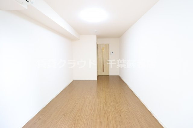 リブリ・ル・シャドールの寝室|使い勝手のいい洋室です