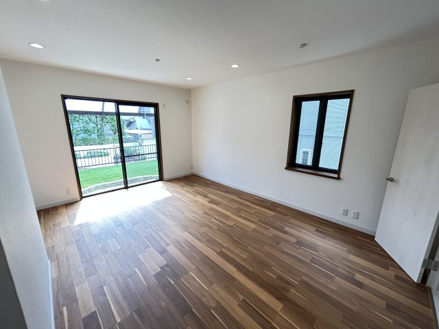 神戸市垂水区学が丘４丁目戸建の洋室