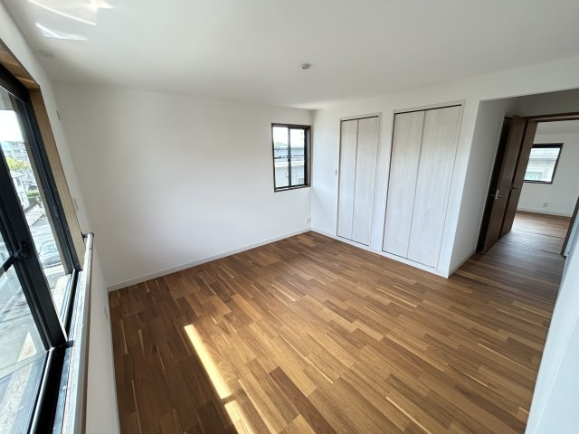 神戸市垂水区学が丘４丁目戸建の洋室