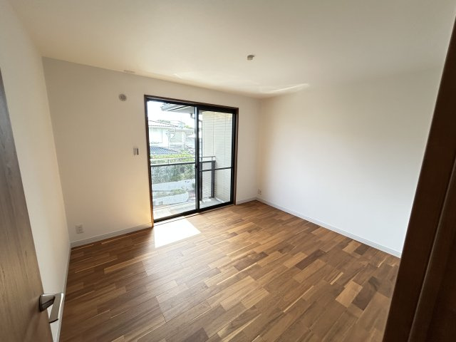 神戸市垂水区学が丘４丁目戸建の洋室