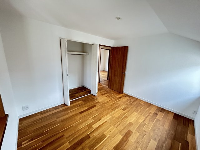 神戸市垂水区学が丘４丁目戸建の洋室