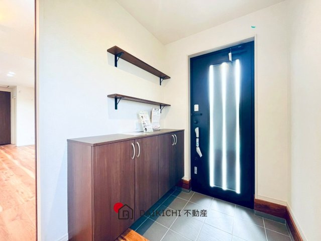 【玄関】 | 加須市下高柳第11期　ワイウッドコート　新築戸建　全12棟　12号棟