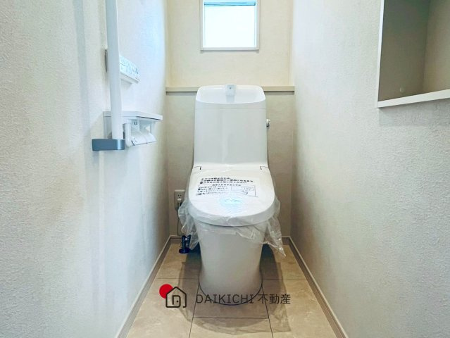 【トイレ】 | 加須市下高柳第11期　ワイウッドコート　新築戸建　全12棟　12号棟